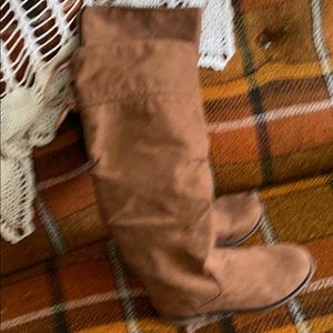 Suede Brown boots over the knee
